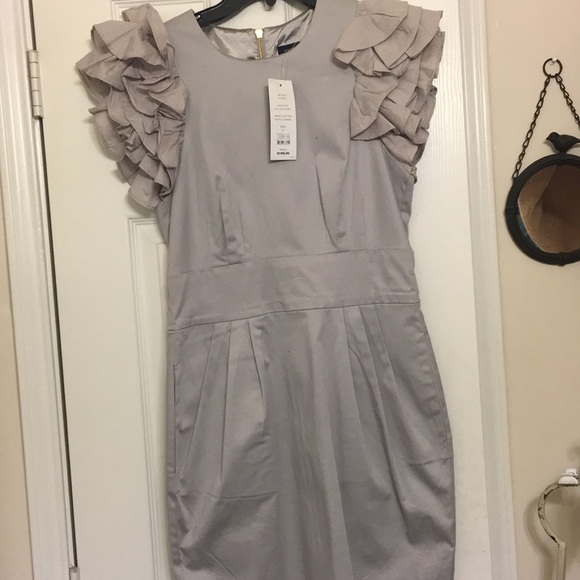 French Connection Dresses & Skirts - French connection Wendy cotton ruffle dress 8